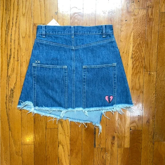 💎NWT Sandy Liang x Lane Crawford denim mini skirt broken heart - Picture 2 of 8